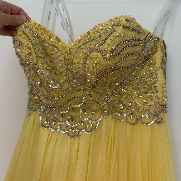 Sherri Hill Yellow Party/Prom Dress- Size 4 - Picture 4 of 8